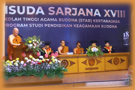 Wisuda Sarjana XVIII