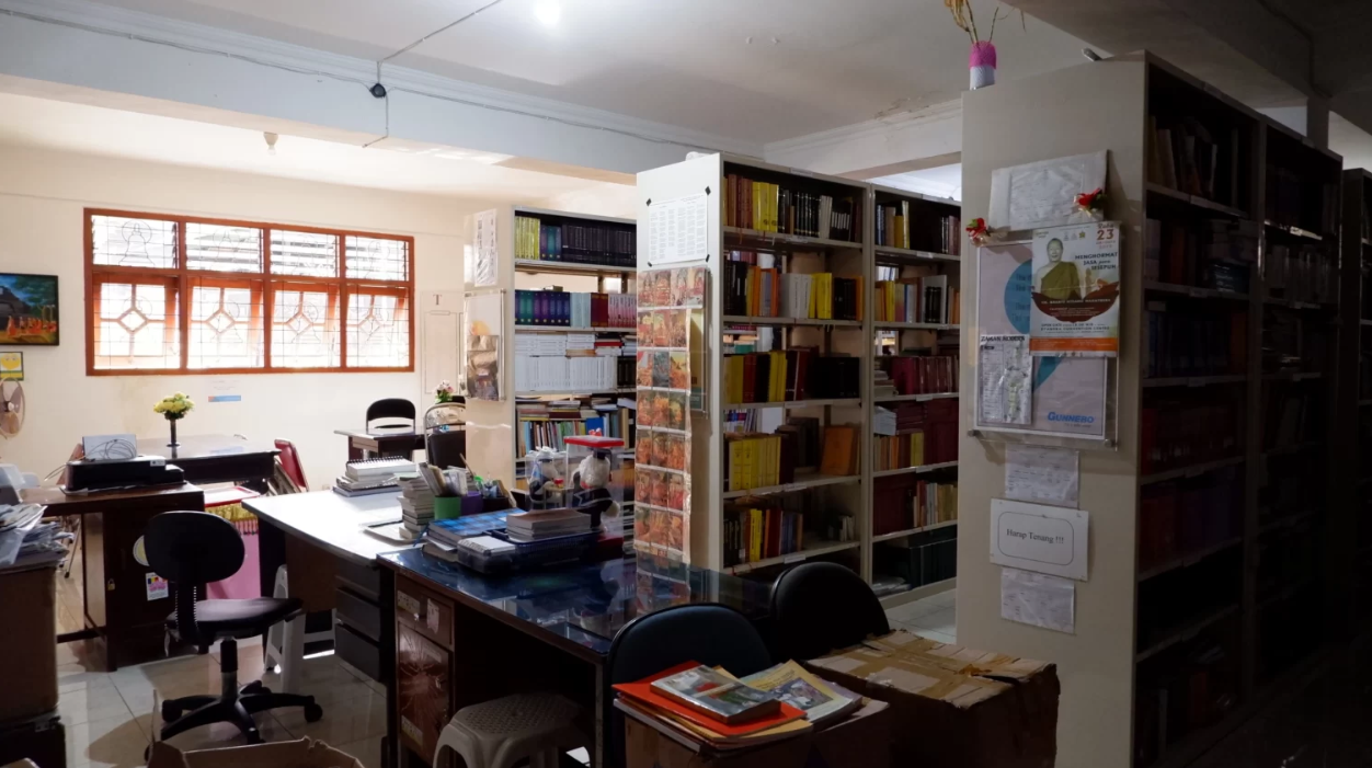 Perpustakaan Dhammādāsa